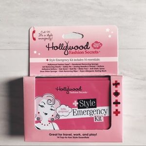 BRAND NEW Hollywood Secrets Emergency Kit